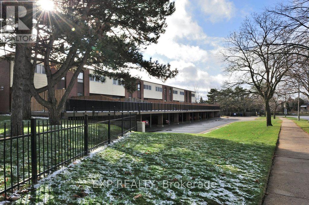 MLS® listing #29149197 for sale located at 2 - 17 GIBSON DRIVE