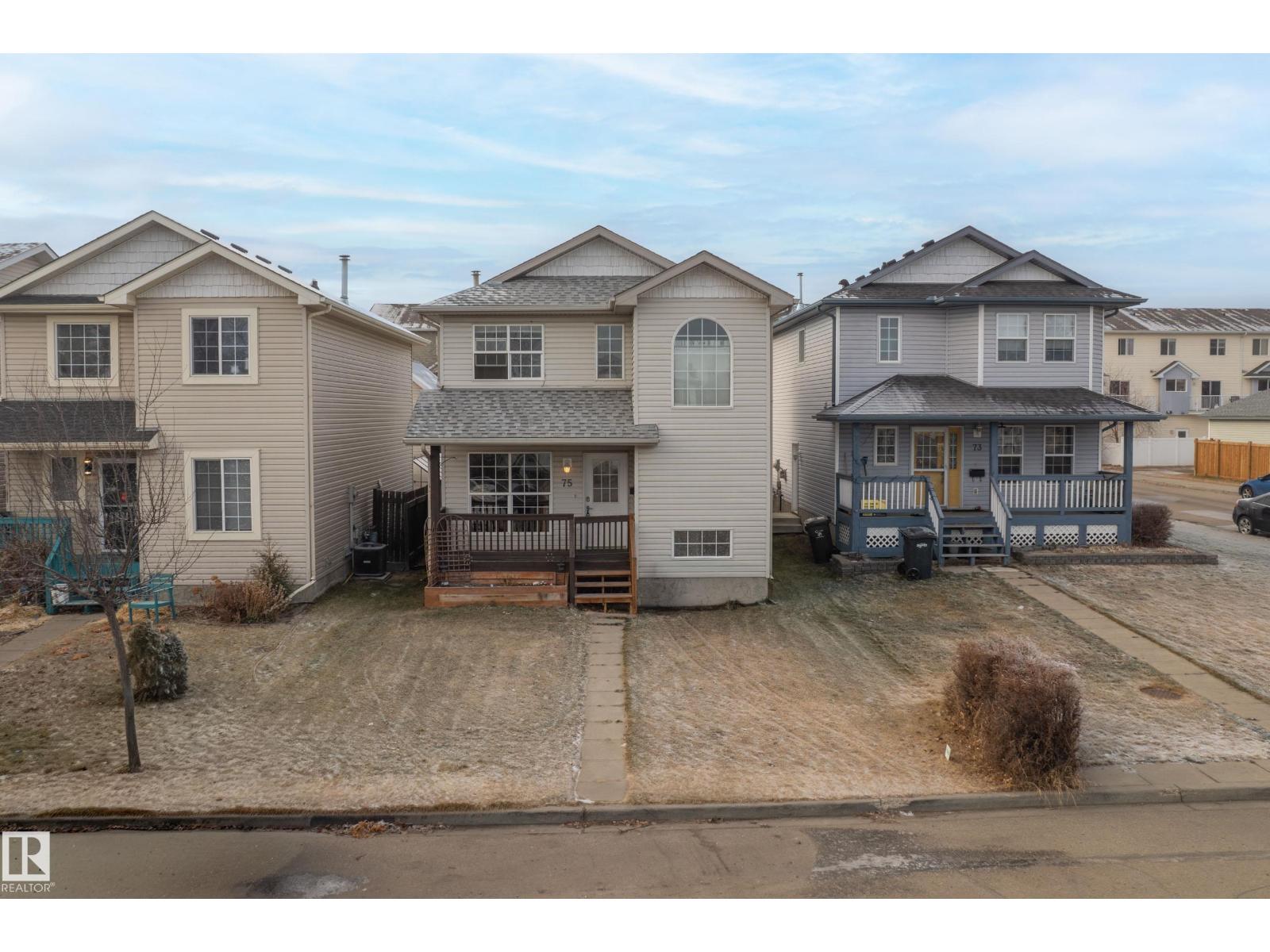 MLS® listing #29149319 for sale located at 75 ERIE ST S