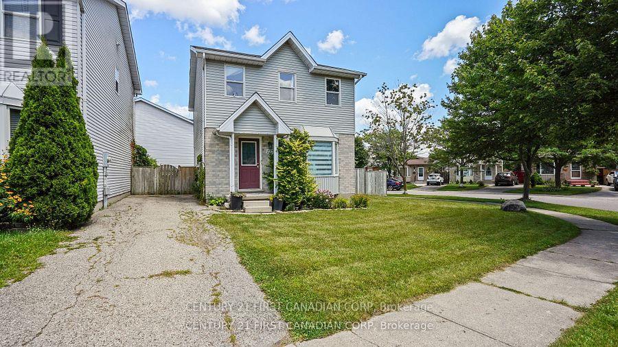 MLS® listing #29149329 for sale located at 132 SANDY STREET