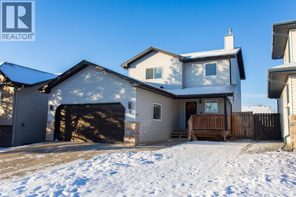 MLS® listing #29149623 for sale located at 5 Pine Crescent