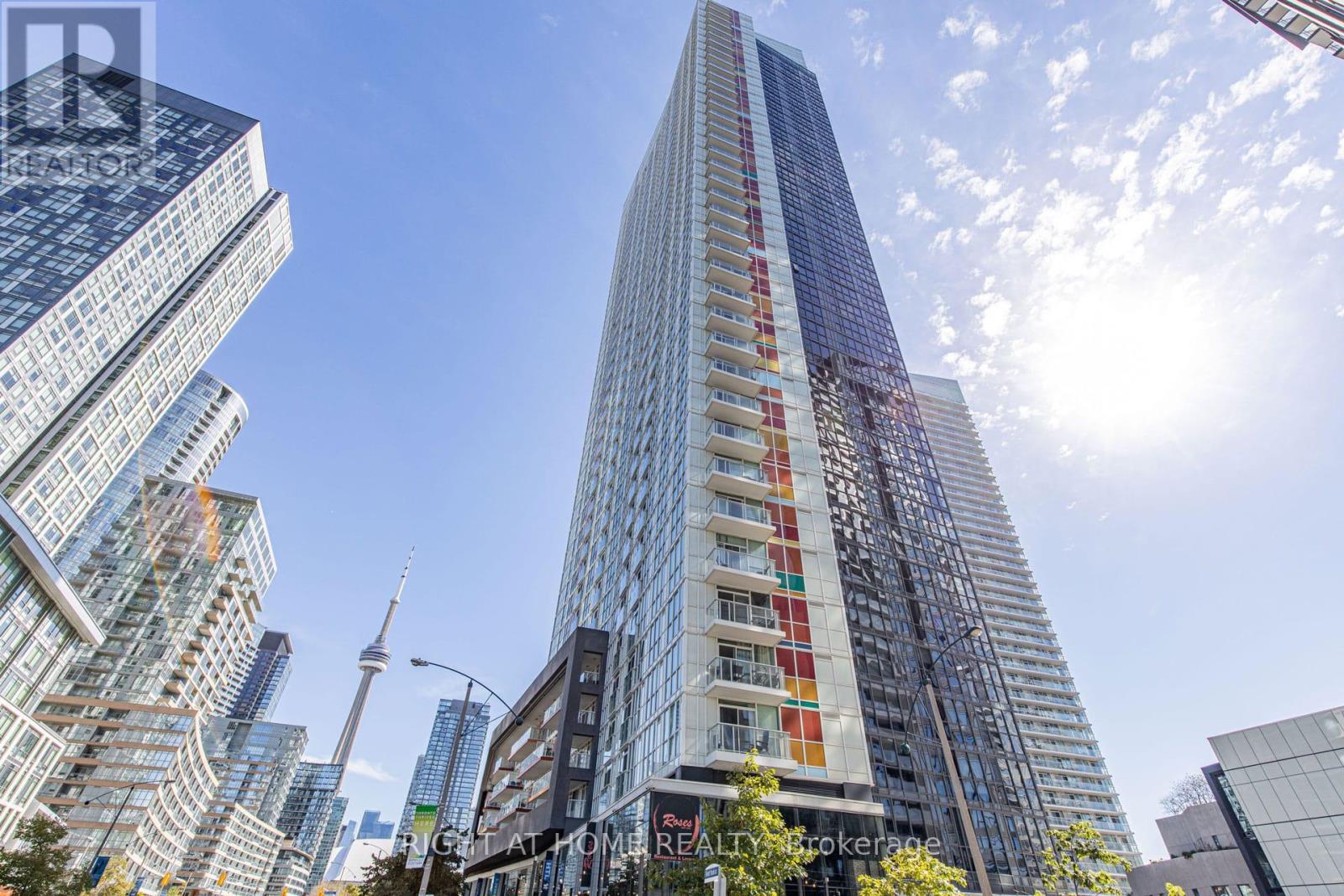 MLS® listing #29150079 for sale located at 1109 - 85 QUEENS WHARF ROAD