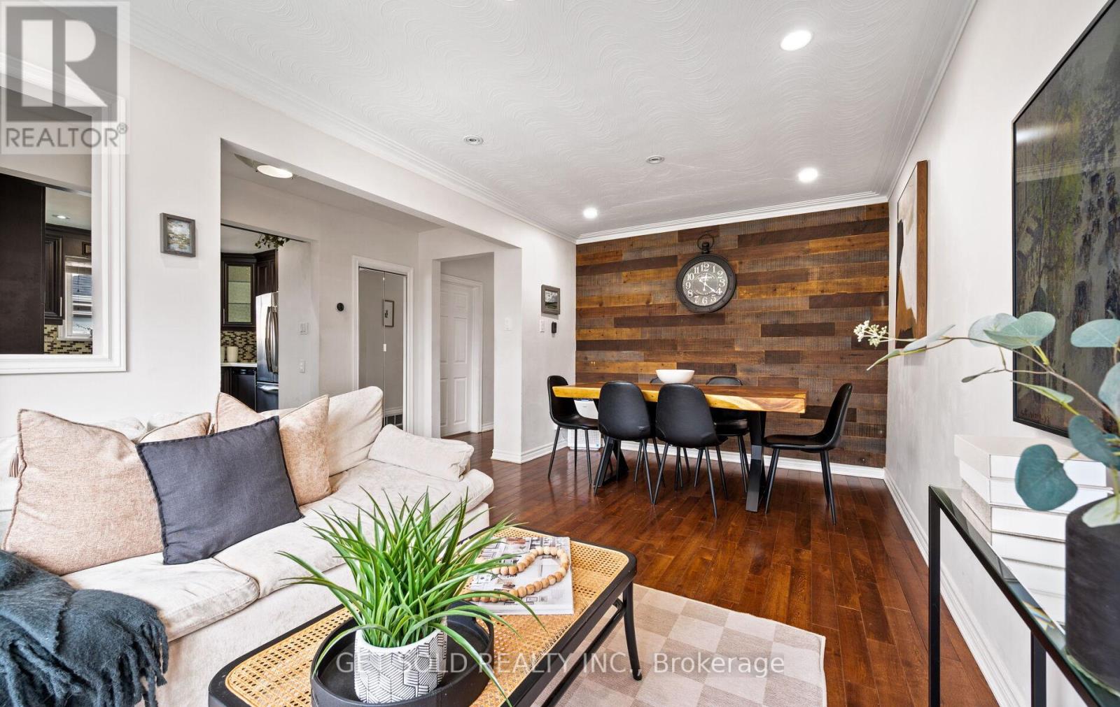 MLS® listing #29150649 for sale located at 19 IXWORTH ROAD