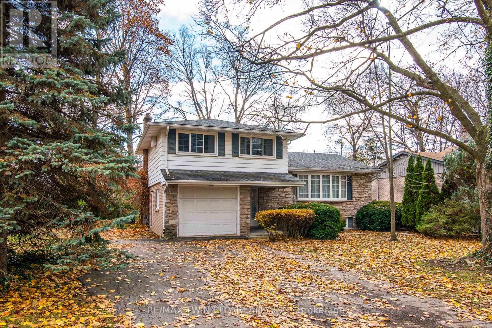 MLS® listing #29151983 for sale located at 155 SHUH AVENUE