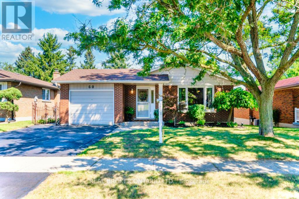 MLS® listing #29153782 for sale located at UPPER - 60 SANDSPRINGS CRESCENT