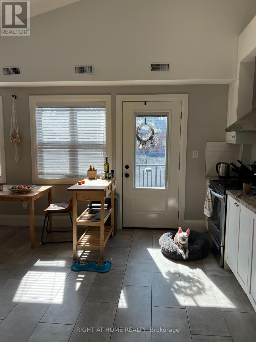 MLS® listing #29153910 for sale located at UNIT 3 - 158 LISGAR STREET