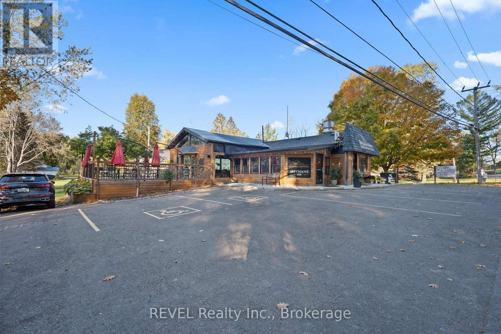 MLS® listing #29154083 for sale located at 10414 LAKESHORE ROAD