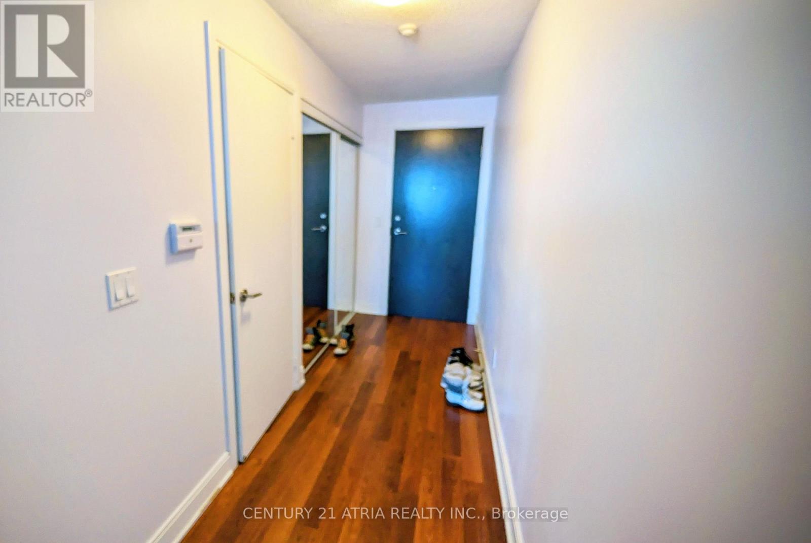 MLS® listing #29154367 for sale located at 2812 - 125 VILLAGE GREEN SQUARE