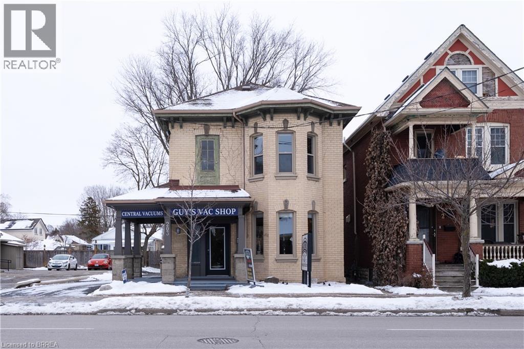 MLS® listing #29154507 for sale located at 203 BRANT Avenue Unit# 1