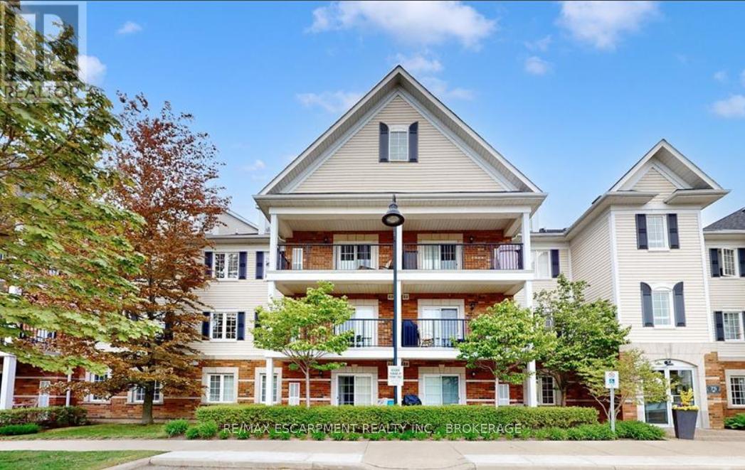 MLS® listing #29154684 for sale located at 209 - 75 SHIPWAY AVENUE