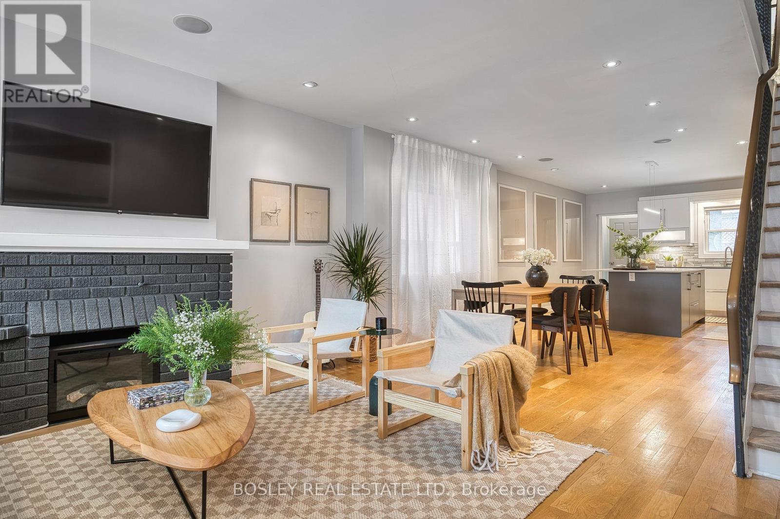 MLS® listing #29156566 for sale located at 38 HALTON STREET