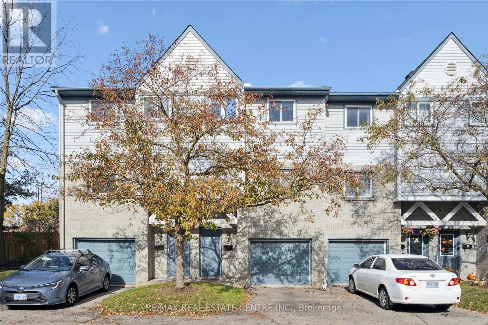 MLS® listing #29156721 for sale located at 5 - 589 BEECHWOOD DRIVE
