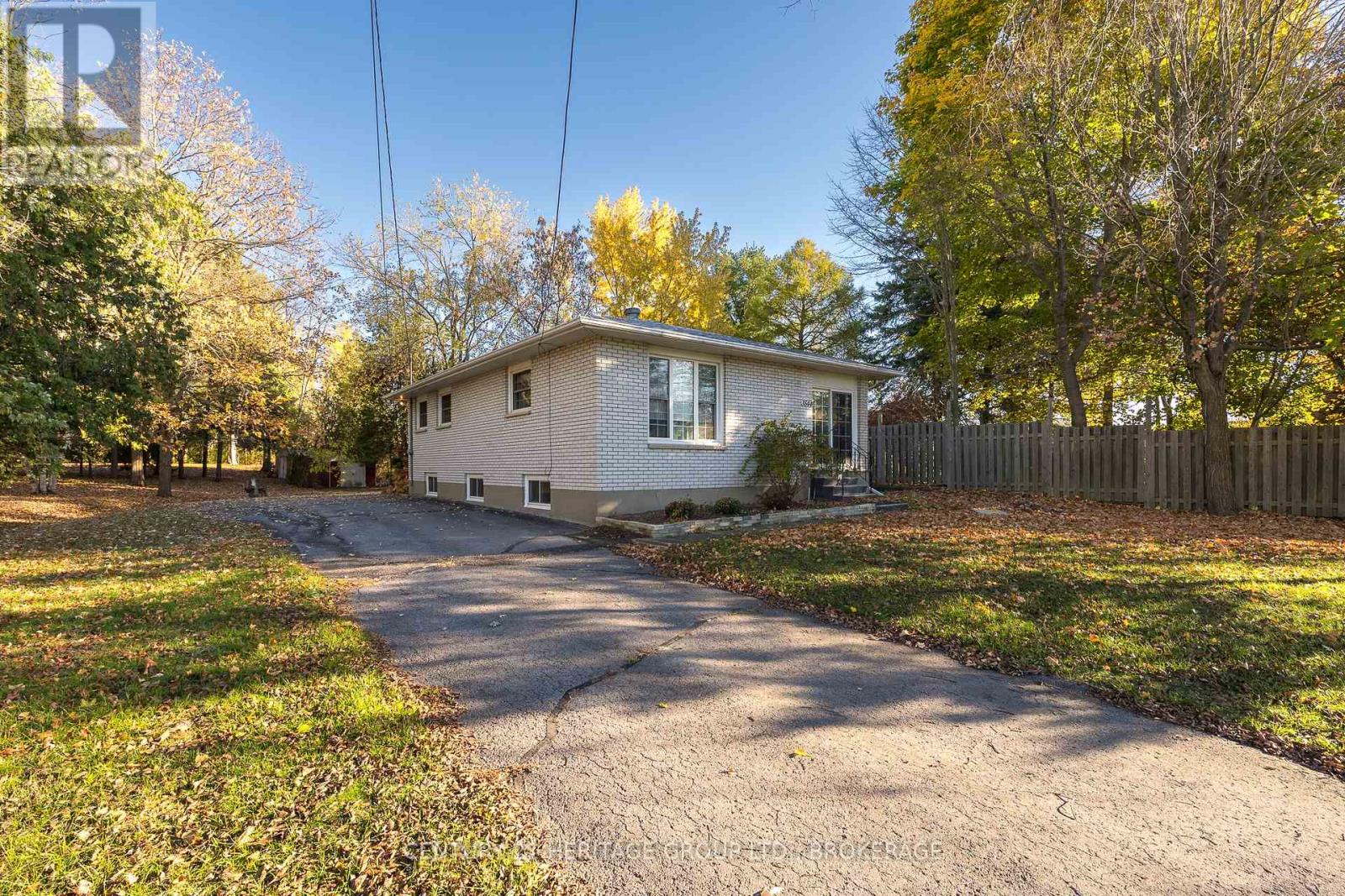 MLS® listing #29158162 for sale located at 3544 PRINCESS STREET