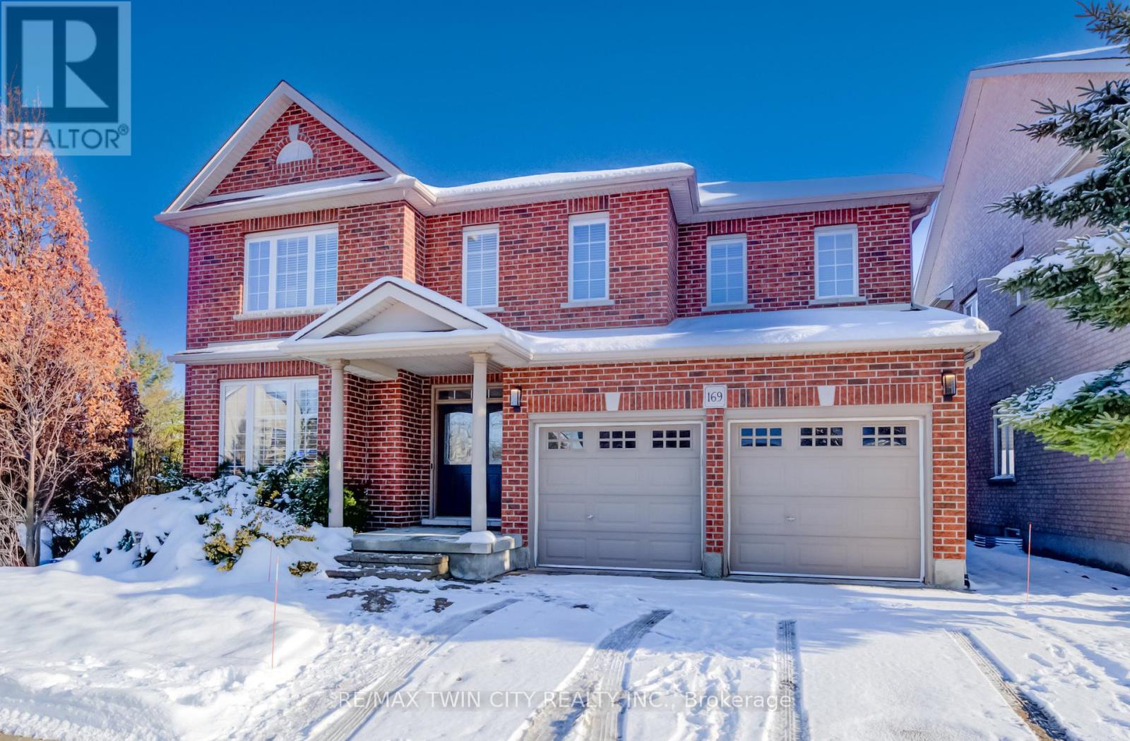 MLS® listing #29158728 for sale located at 169 FALCONRIDGE DRIVE