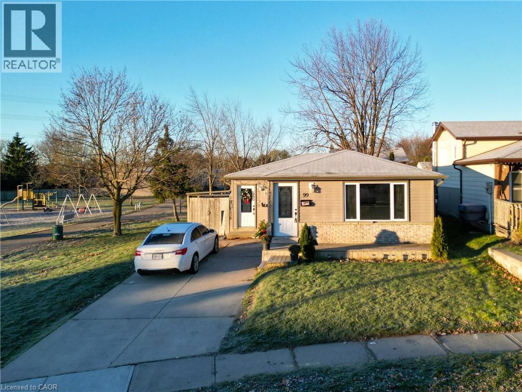 MLS® listing #29161794 for sale located at 99 BROKEN OAK Crescent