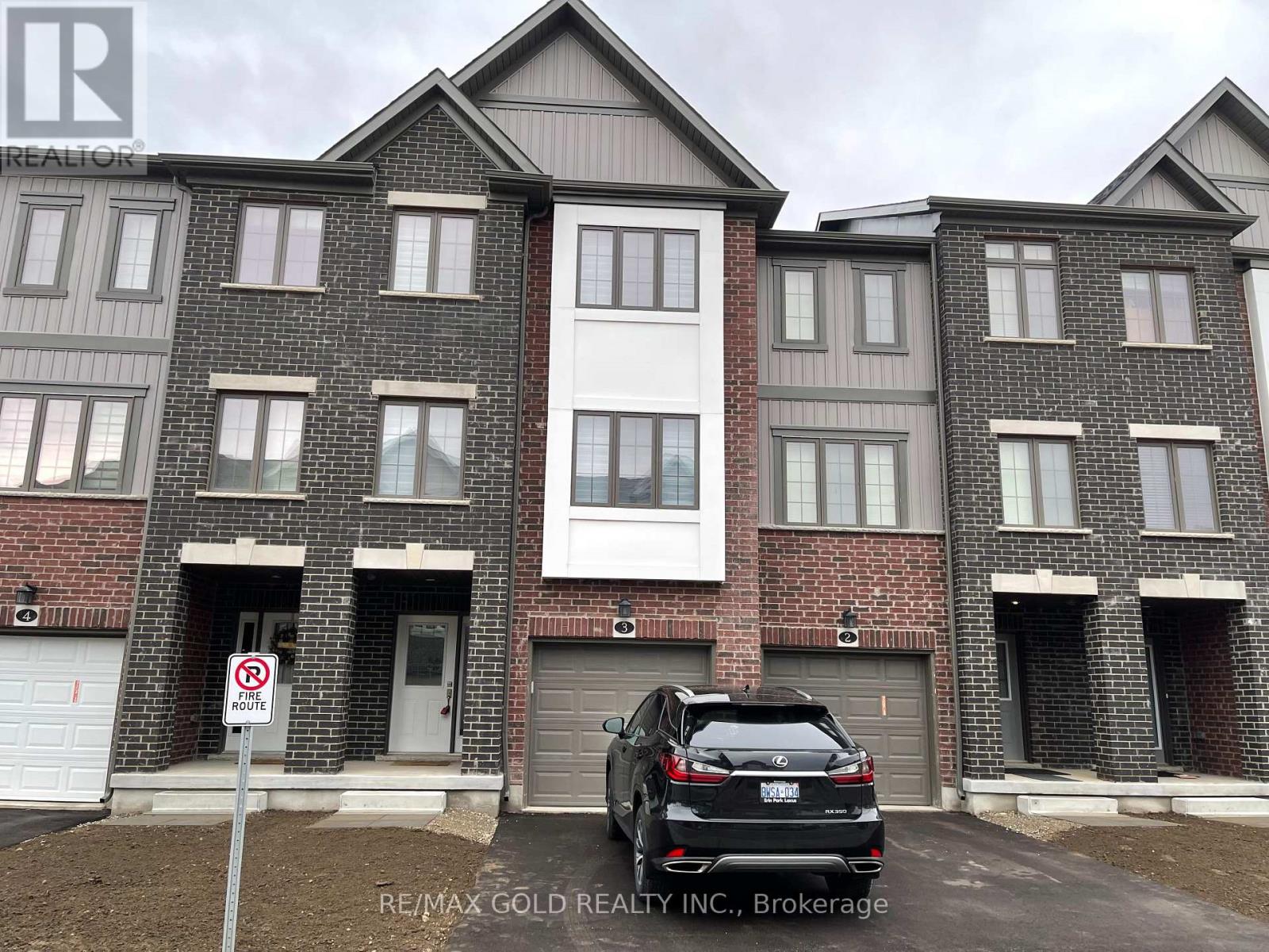 MLS® listing #29162817 for sale located at 3 - 311 WOOLWICH STREET