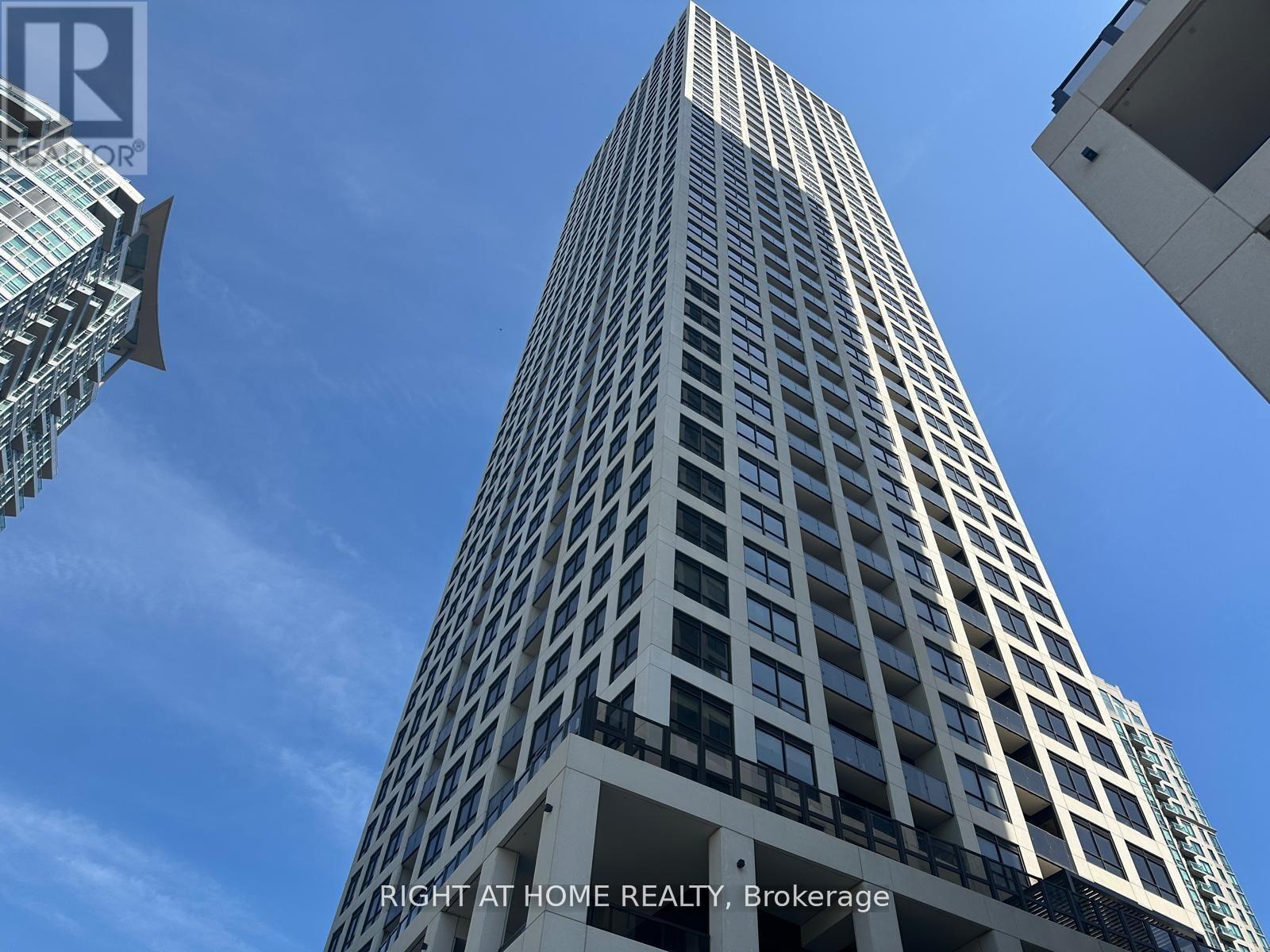 MLS® listing #29164993 for sale located at 2408 - 30 ELM DRIVE W