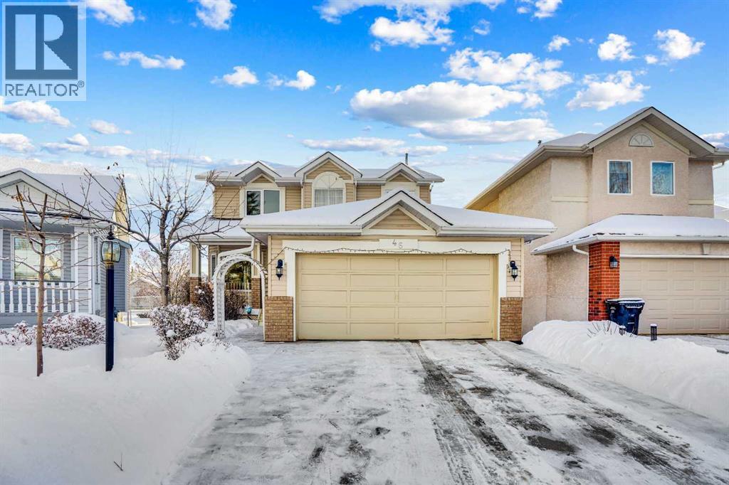 MLS® listing #29165004 for sale located at 46 Somerset Close SW