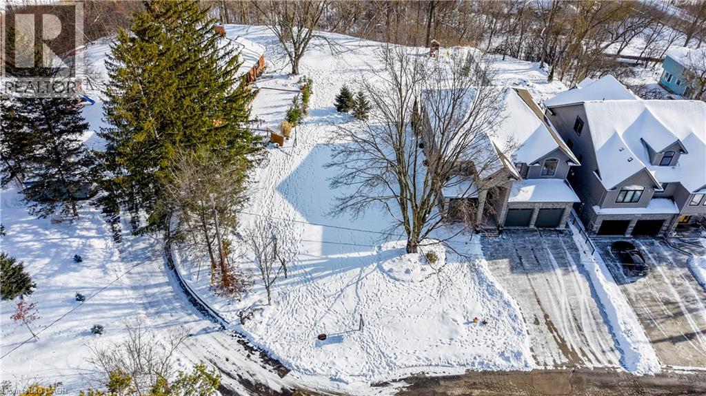 MLS® listing #29165082 for sale located at 54 ROOS Street