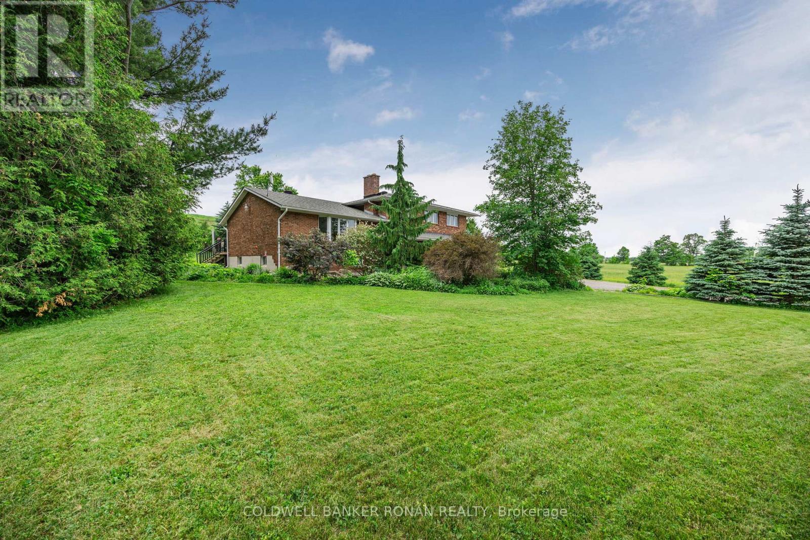 MLS® listing #29165585 for sale located at 6145 3RD LINE