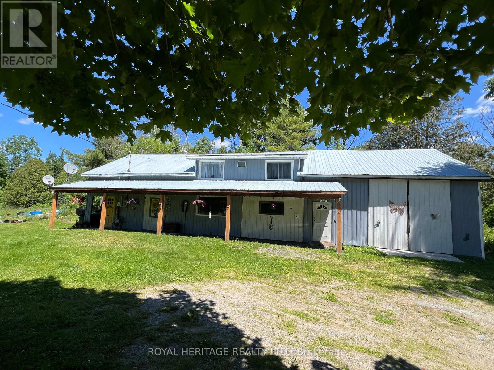 MLS® listing #29165819 for sale located at 1095 CLEVELAND ROAD