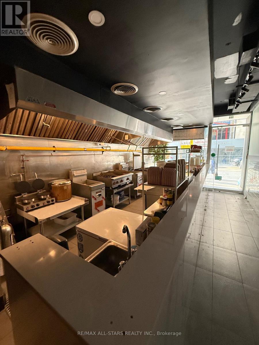 MLS® listing #29165915 for sale located at UNIT B - 209 DUNDAS STREET W