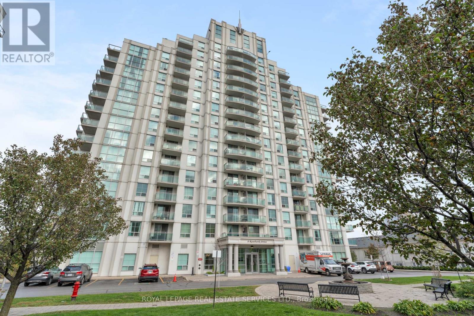 MLS® listing #29165934 for sale located at 2E - 8 ROSEBANK DRIVE