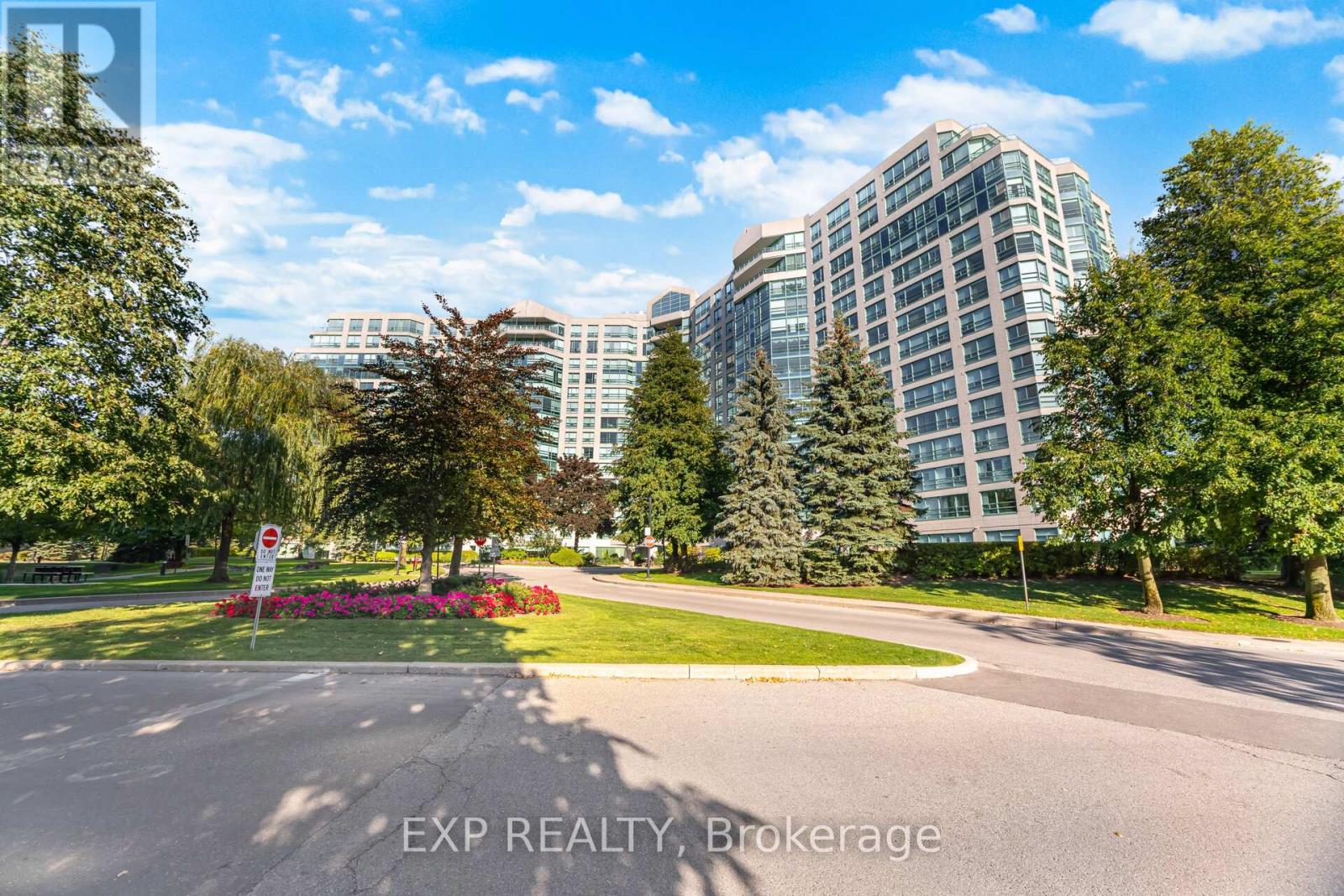 MLS® listing #29165953 for sale located at 613 - 7825 BAYVIEW AVENUE