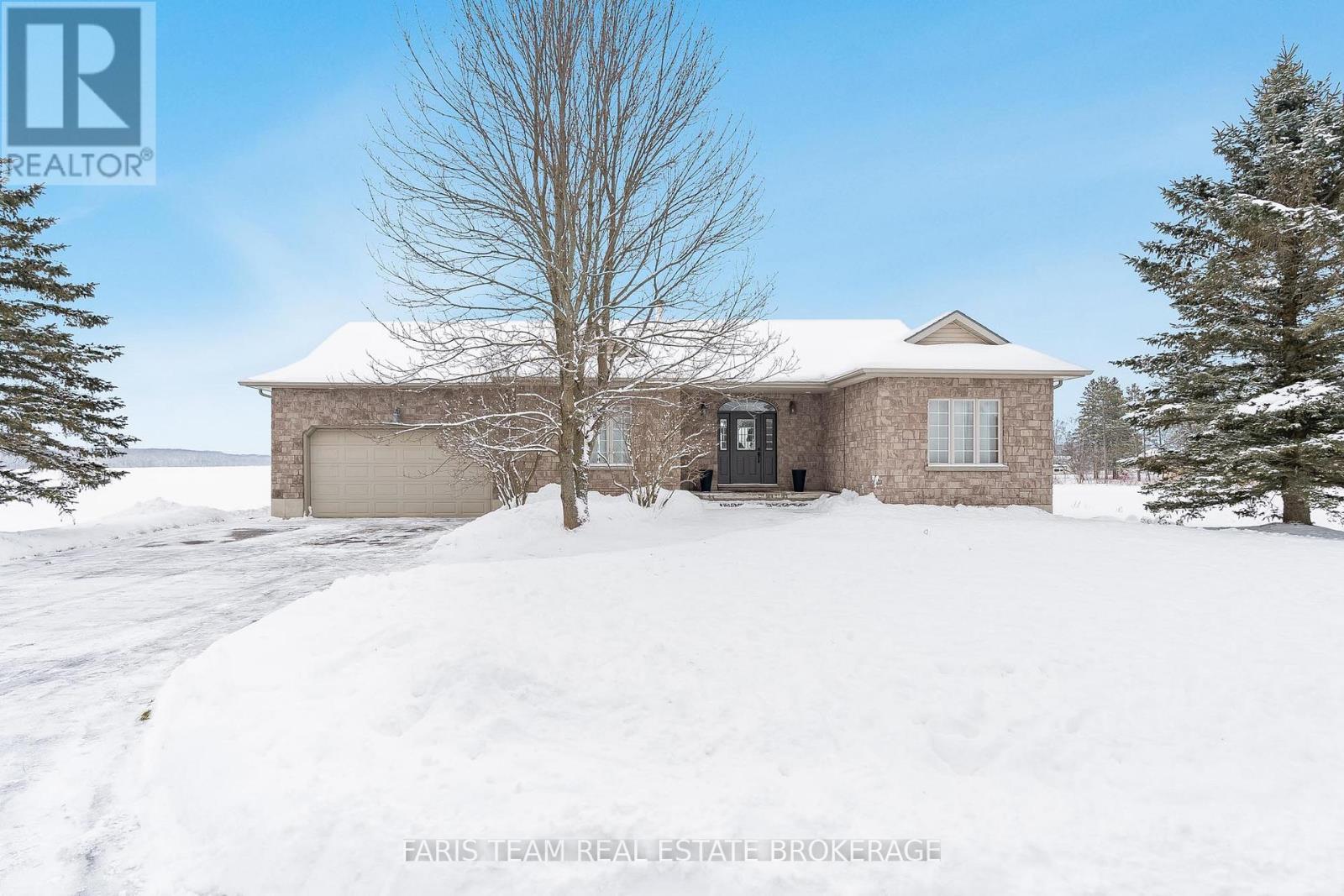 MLS® listing #29168837 for sale located at 1461 UPPER BIG CHUTE ROAD