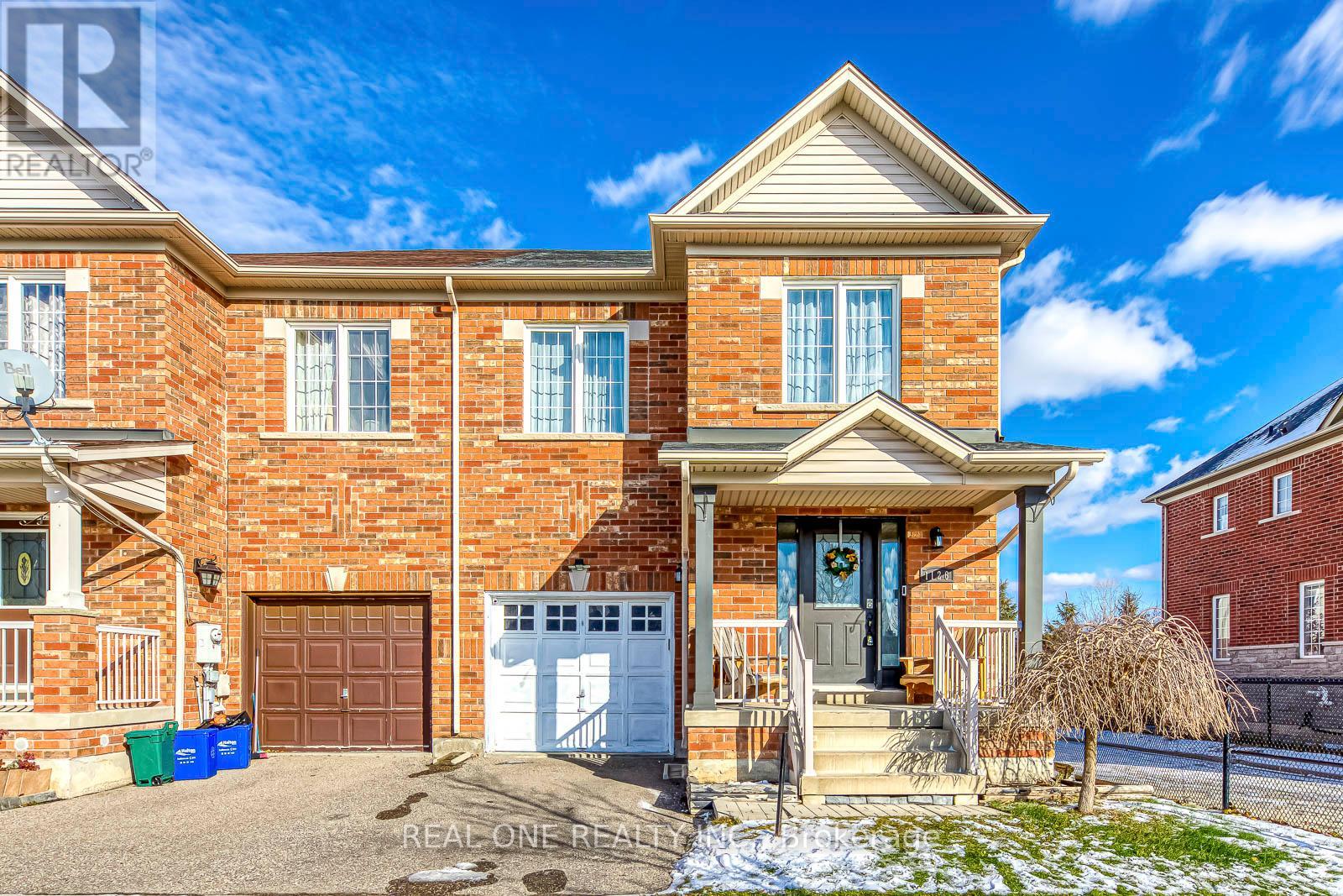 MLS® listing #29168899 for sale located at 1126 TUPPER DRIVE