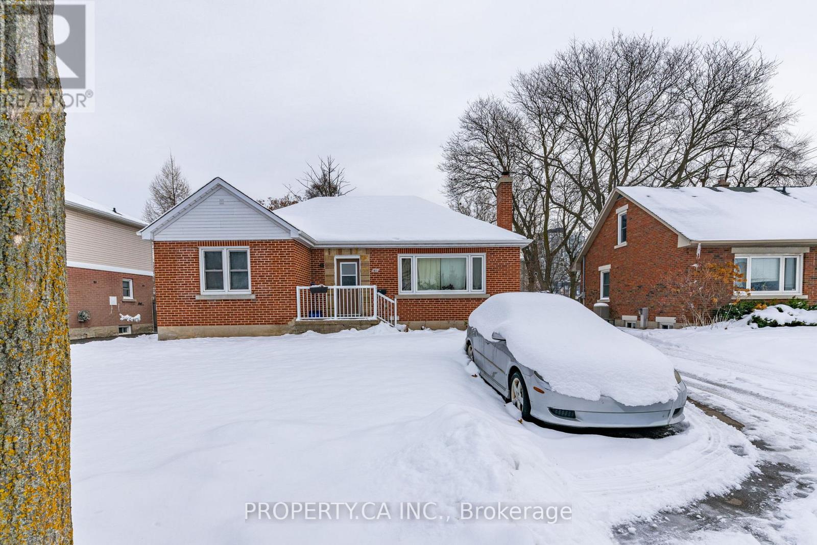 MLS® listing #29169300 for sale located at 49 ARLINGTON BOULEVARD