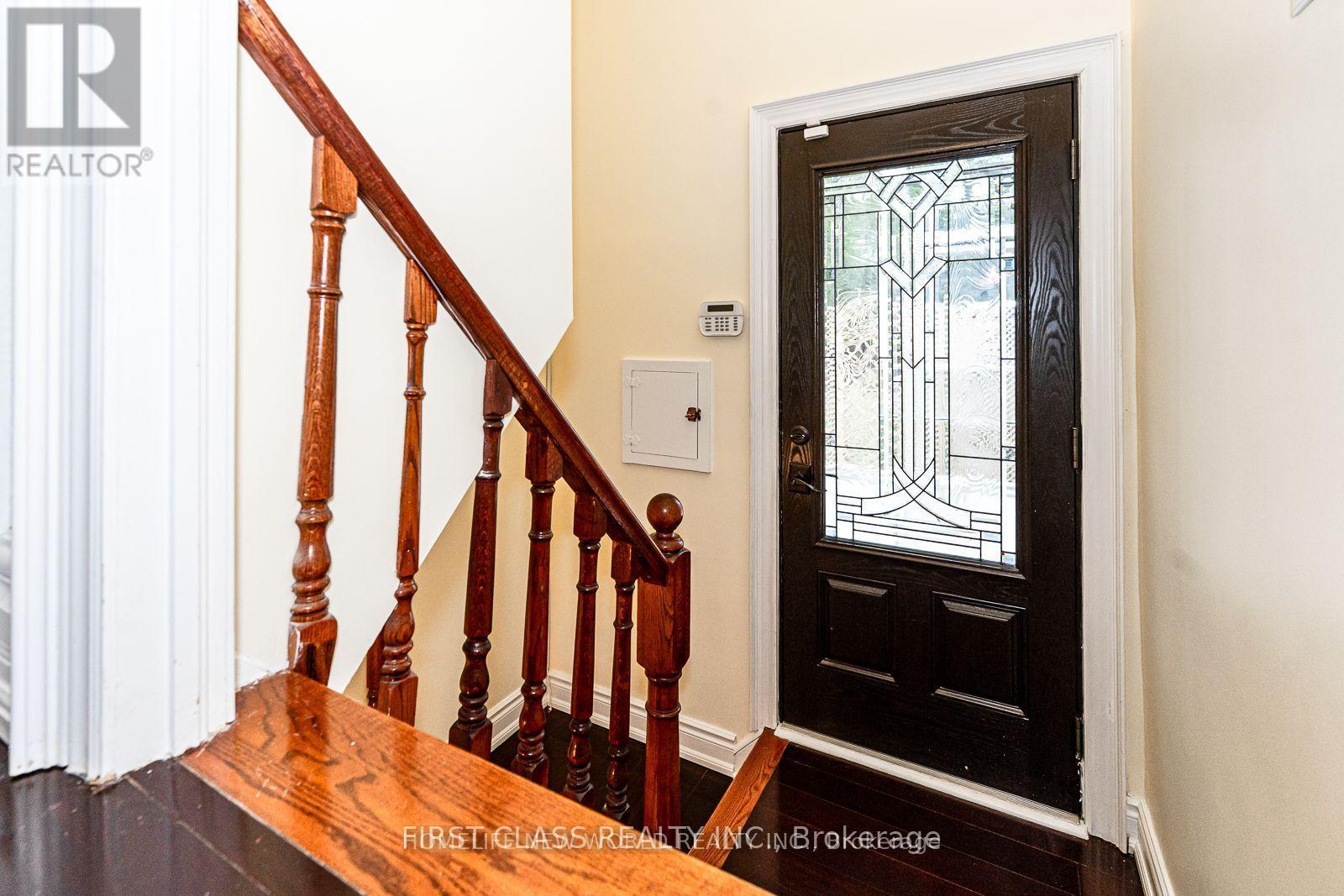 MLS® listing #29169533 for sale located at BASEMENT - 81 HILLCREST AVENUE