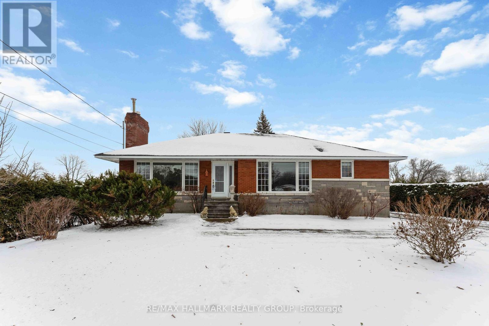 MLS® listing #29170356 for sale located at 3654 NAVAN ROAD