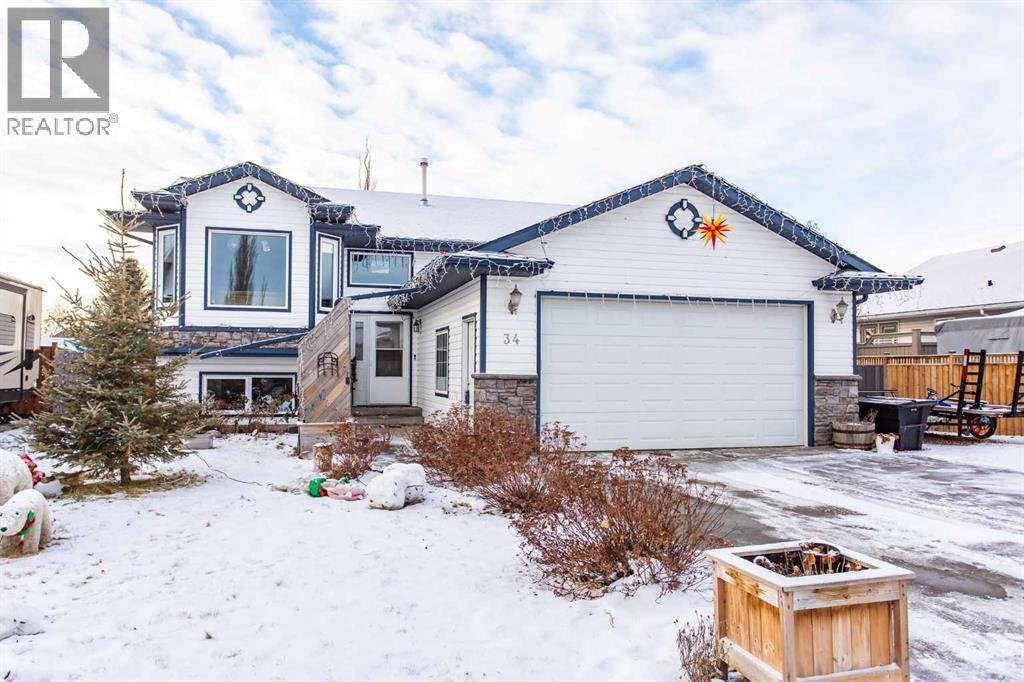 MLS® listing #29173356 for sale located at 34 Iron Wolf Ridge