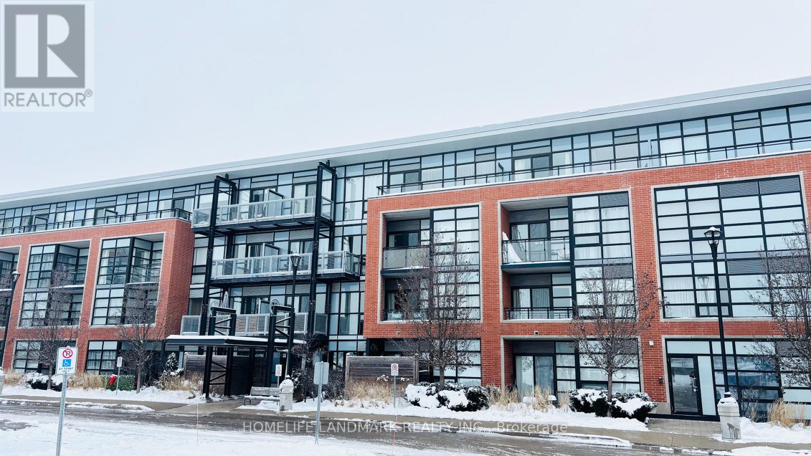 MLS® listing #29174632 for sale located at 107 - 155 ST LEGER STREET