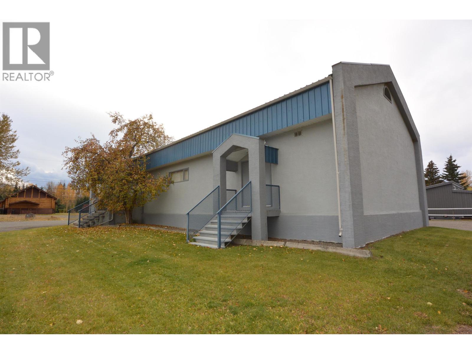 MLS® listing #29175941 for sale located at 2081 WINTER AVENUE