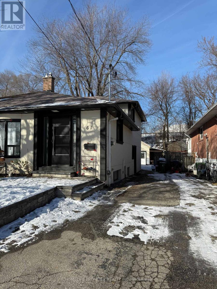 MLS® listing #29176399 for sale located at #BASEMENT - 61 SUNDIAL CRESCENT