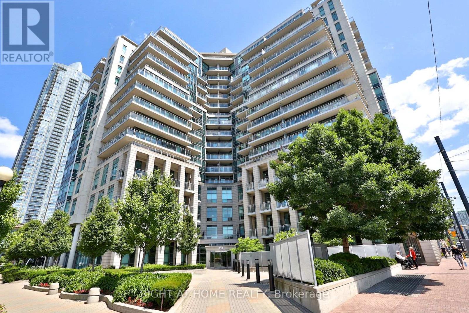 MLS® listing #29176400 for sale located at 712 - 410 QUEENS QUAY W