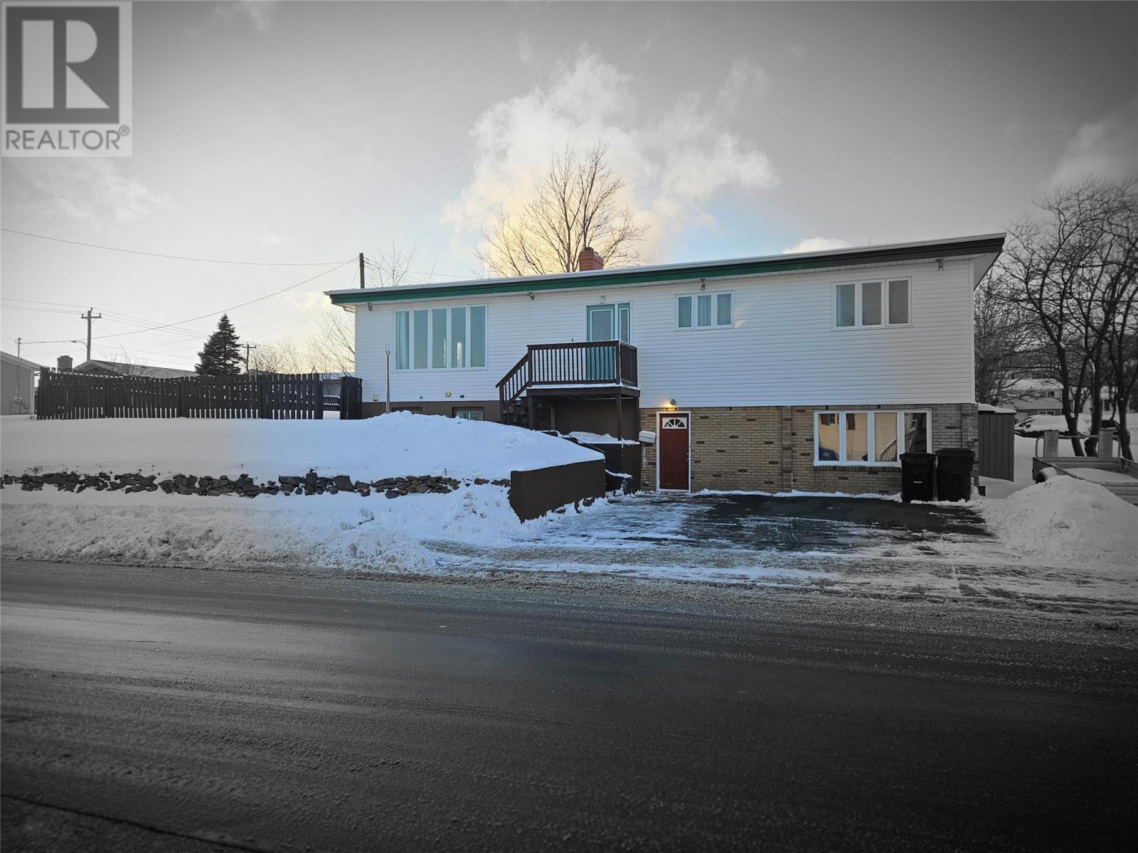 MLS® listing #29176765 for sale located at 3 Larkhall Street