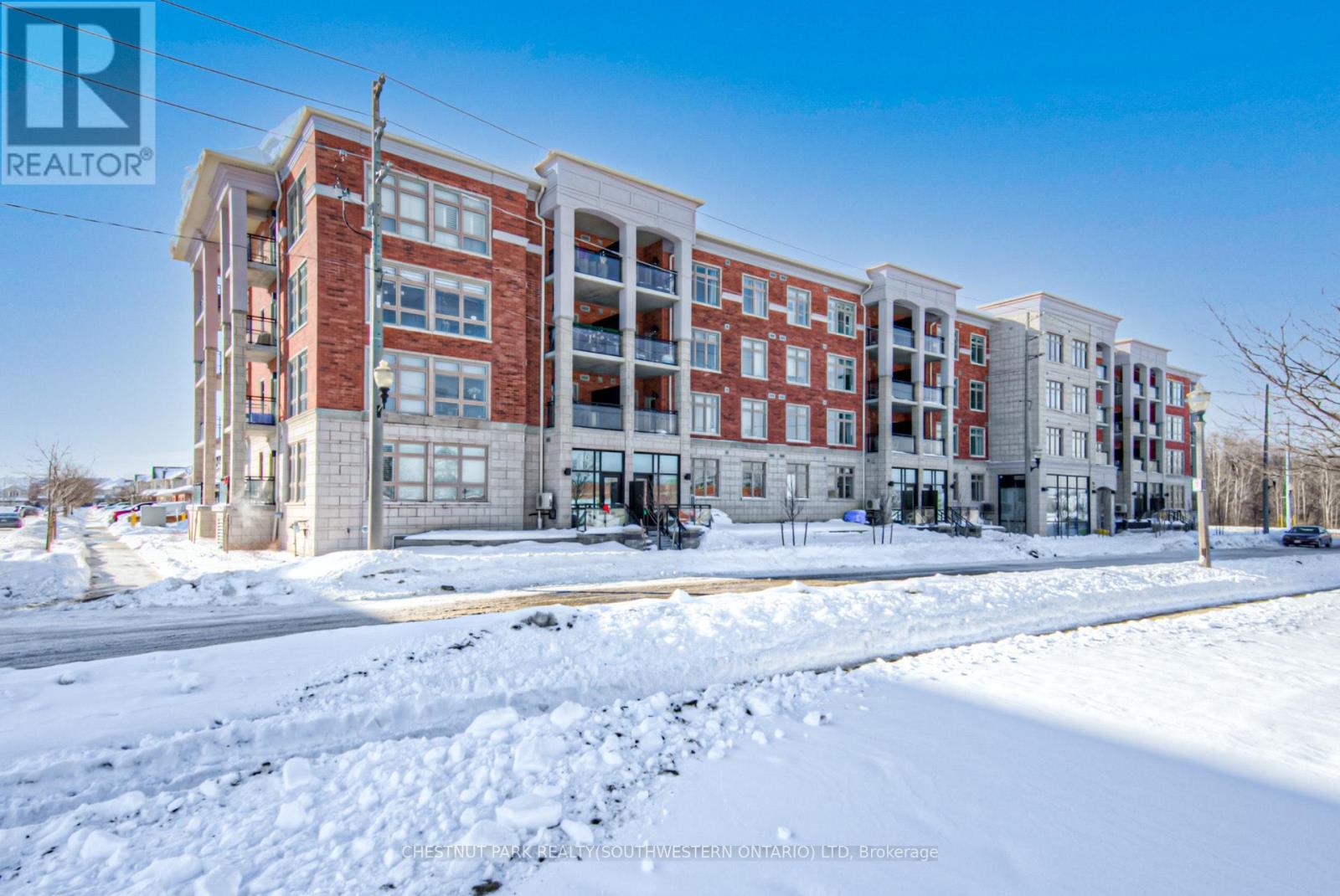 MLS® listing #29177390 for sale located at 213 - 195 COMMONWEALTH STREET