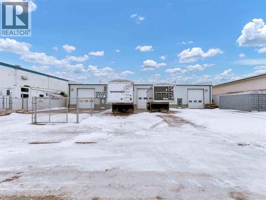 MLS® listing #29177592 for sale located at 97 South West Drive SW