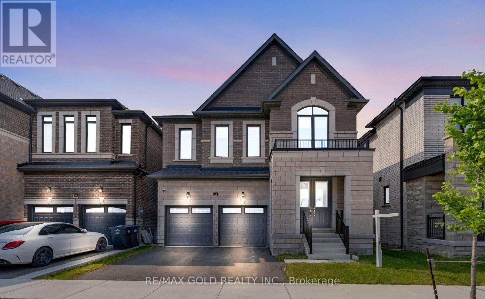 MLS® listing #29177662 for sale located at 12 VINCENA ROAD