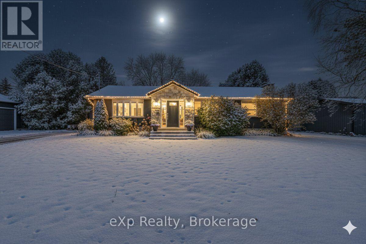 MLS® listing #29179795 for sale located at 7922 HWY 7 HIGHWAY