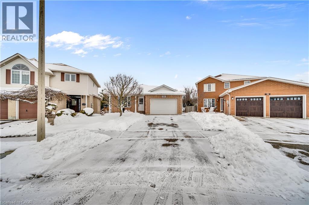 MLS® listing #29180769 for sale located at 114 GLENCLIFFE Court