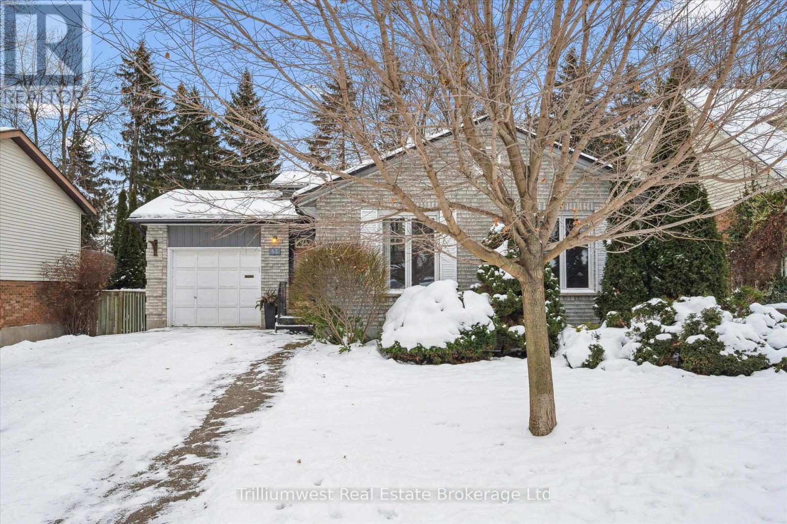 MLS® listing #29180773 for sale located at 53 WIMBLEDON ROAD
