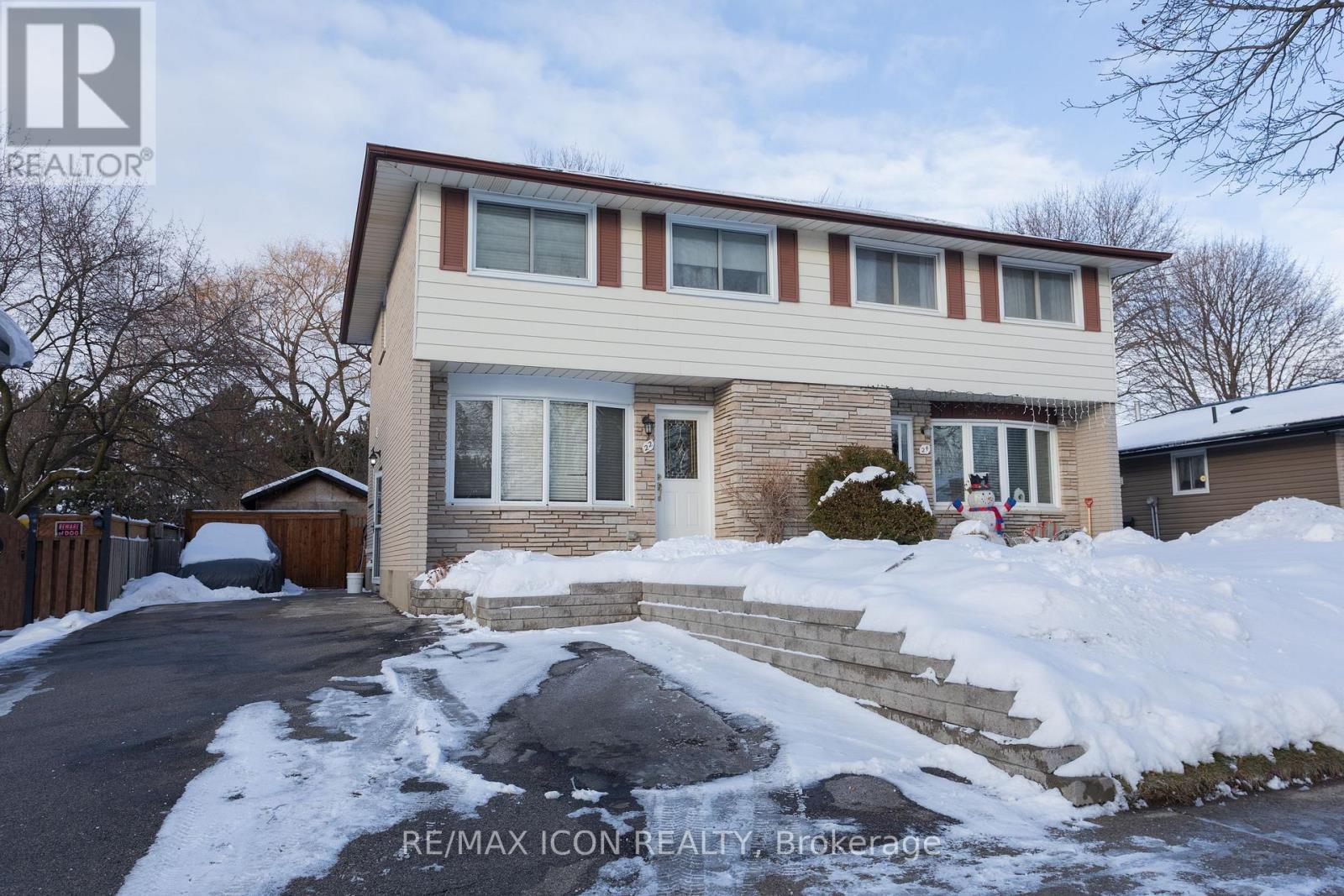 MLS® listing #29181172 for sale located at 22 SHEA CRESCENT