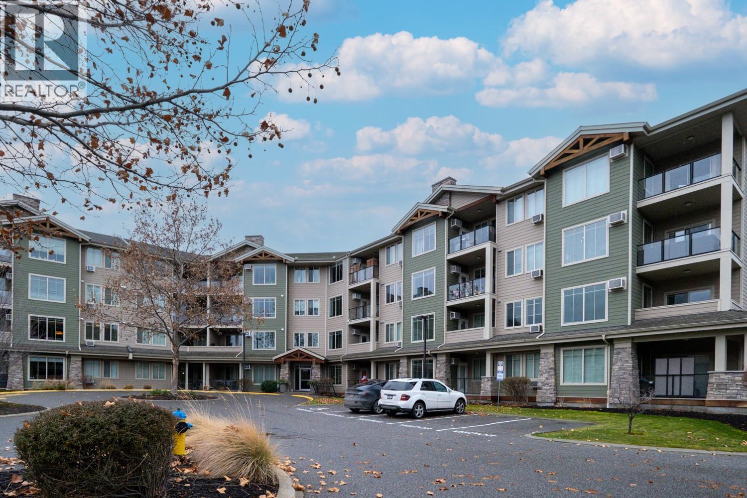 MLS® listing #29181372 for sale located at 3739 Casorso Road Unit# 112