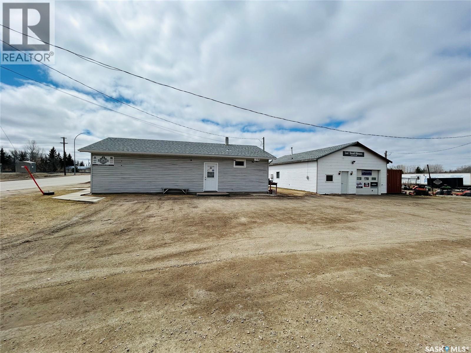 MLS® listing #29182600 for sale located at 514 Ellice STREET