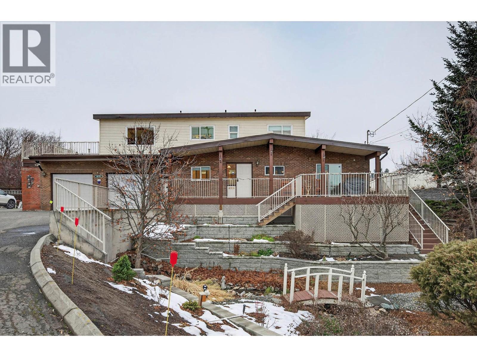 MLS® listing #29182959 for sale located at 675 Humphrey Road