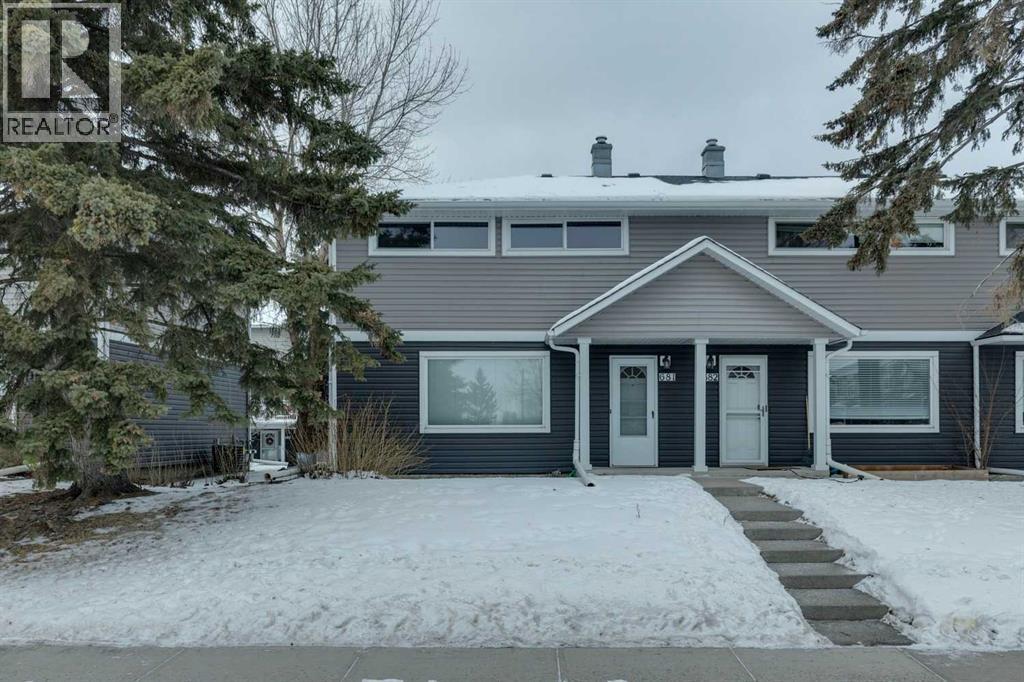 MLS® listing #29184511 for sale located at 681 Regal Park NE