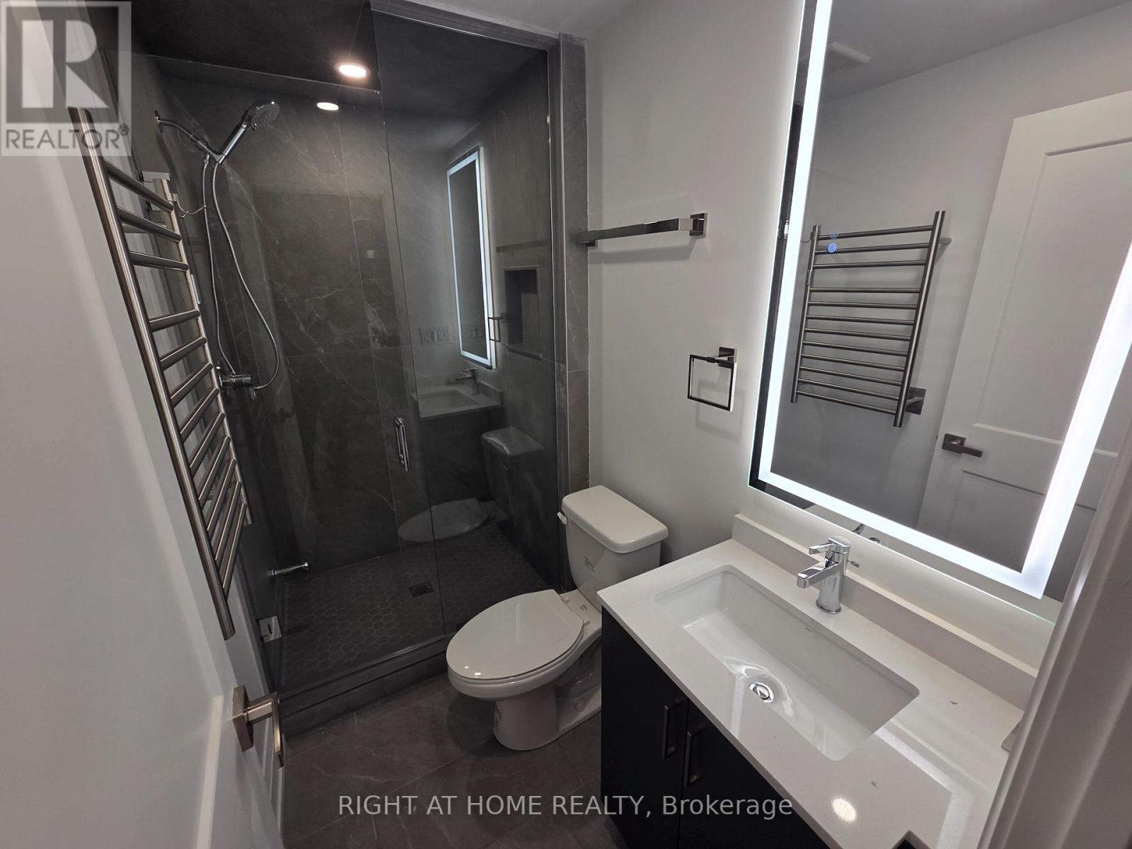 MLS® listing #29184585 for sale located at BR - 55 CAMBERWELL ROAD